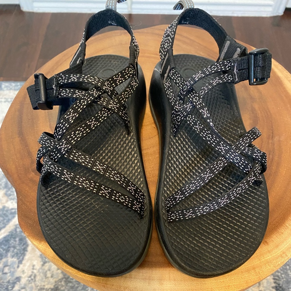 Chaco ZX1 Ecotread Hugs and Kisses Big Girl Size 4